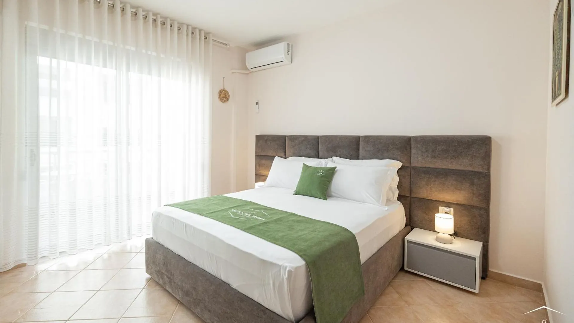 E&E Rooms Vlora - Seaside Escape Vlorë